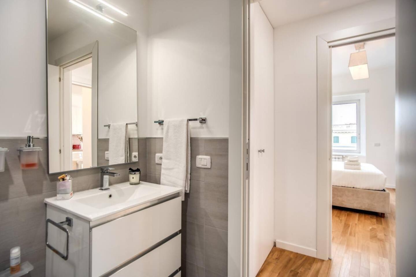 Naos Suite Close Popolo Square Roma Dış mekan fotoğraf
